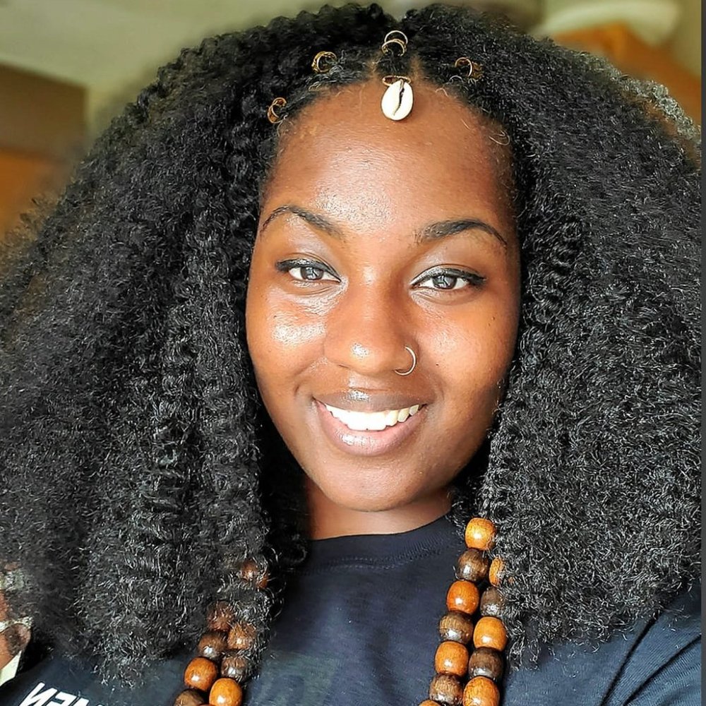 Meet your Posher, Brittney